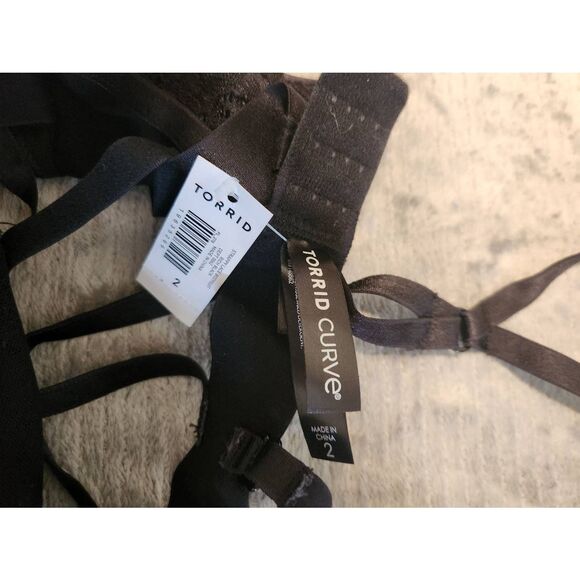 NWT Torrid Curve Size 2 Strappy Black Lace Lingerie Teddy Bodysuit - Picture 2 of 4